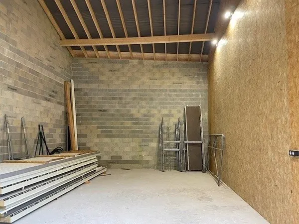 Local de stokage 65 m²