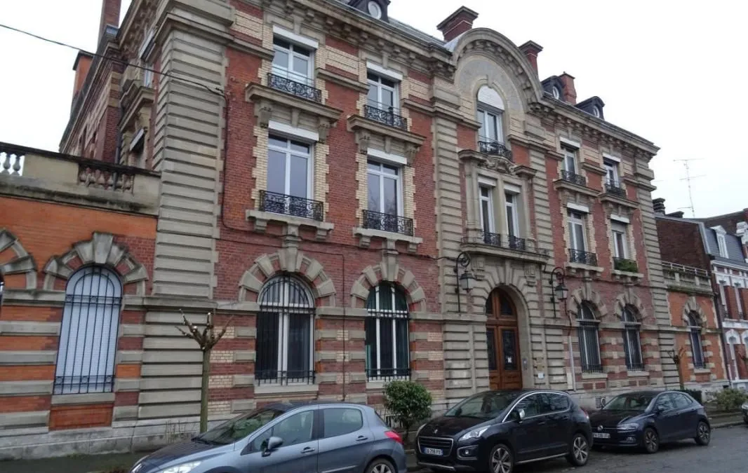 Photo 1