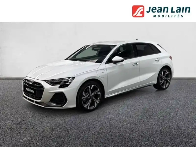 Audi A3 sportback tfsi e hybride rechargeable 204 s tronic 6 — photo 1