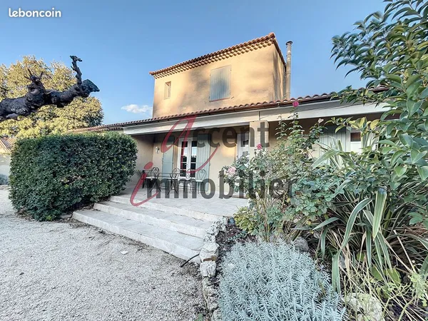 Maison 5 pièces 110 m²