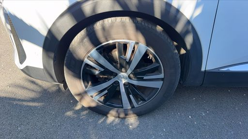 Peugeot 5008 1.5 BlueHDi 130 - GT – 2021 – 82836 km – Diesel – Boîte Manuelle — photo 23