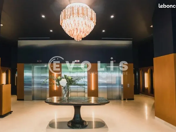 Bureaux 460 m²
