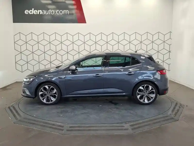 Renault Megane mégane iv berline tce 140 fap — photo 27