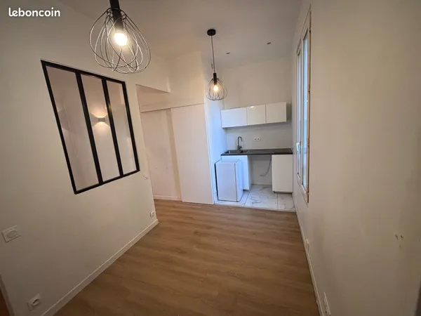À louer - charmant studio 17m2 à 100m de la gare