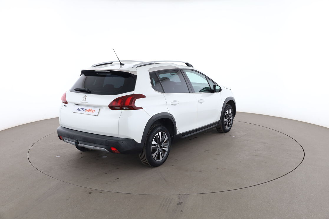Peugeot 2008 1.5 Blue-HDi Allure — photo 5