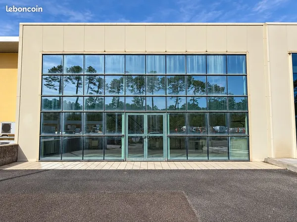 Local d'activité 410 m² libre - Capbreton