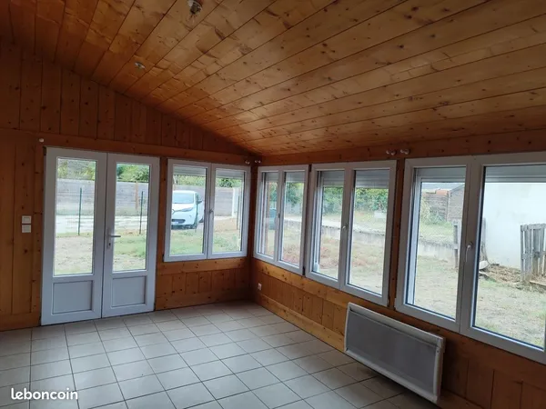 Maison T3 de 70 m² avec véranda et jardin - Eymet - 600 /moi