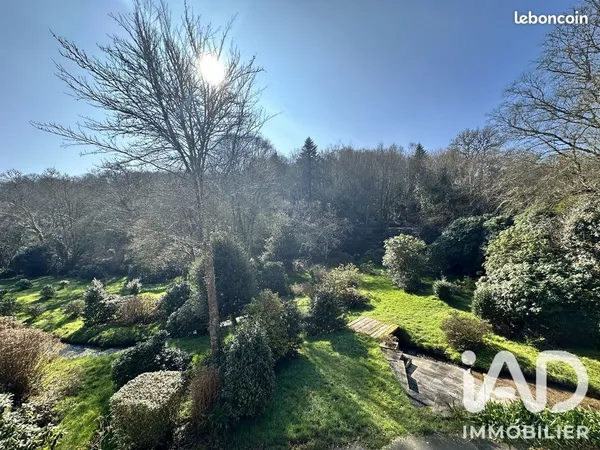 Maison 12 pièces 310 m²
