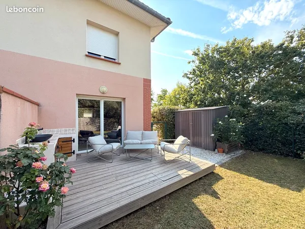 Maison T3 duplex avec jardin - Montrabé