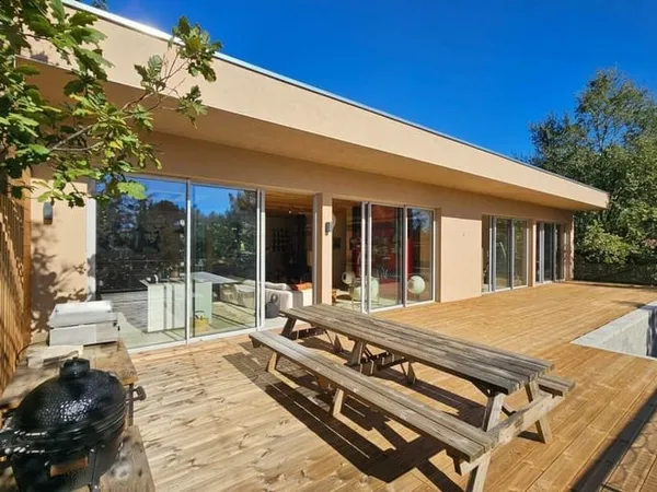 Maison 4 pièces 160 m²