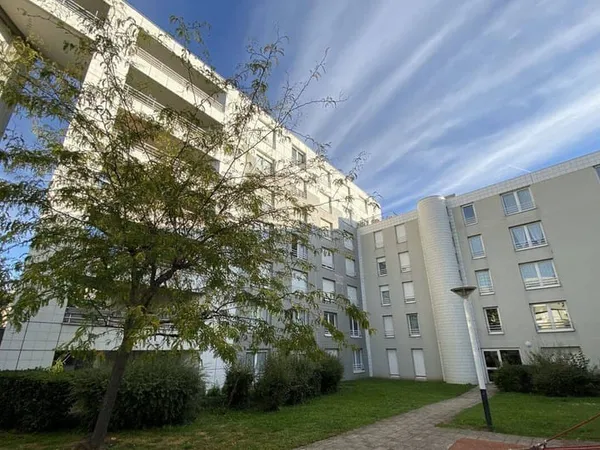 Appartement 3 pièces 82 m²