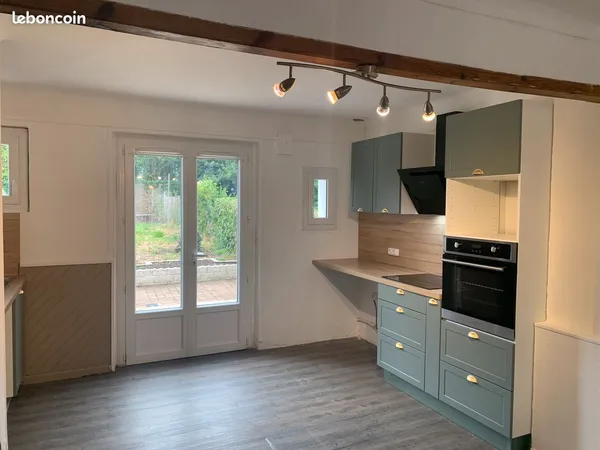 Maison rénovée 4 pièces - 80 m² - Jardin - Proche centre-ville L'Aigle