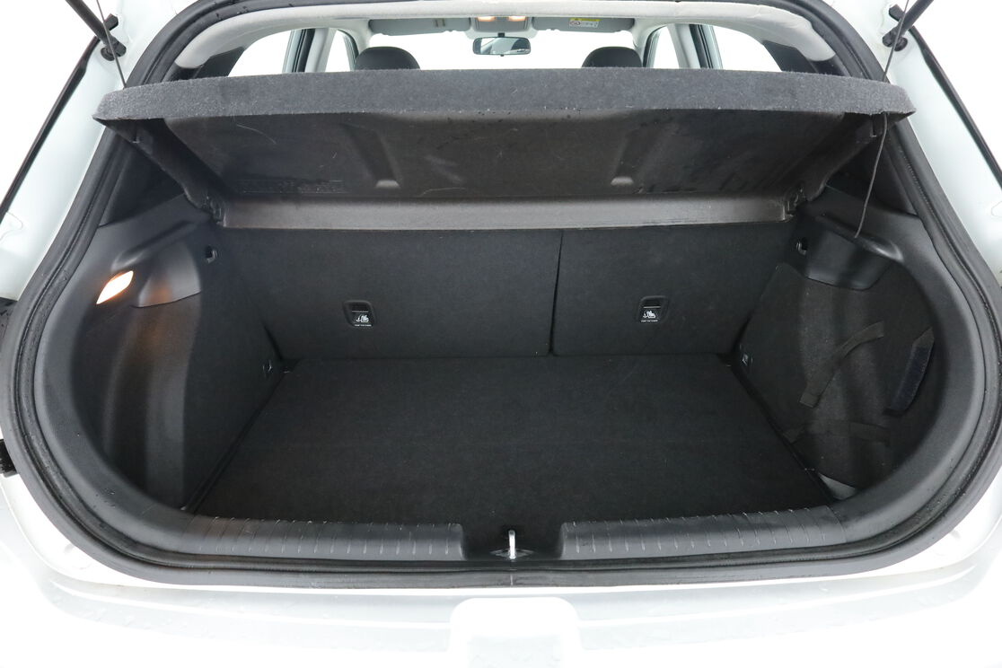 Hyundai i20 1.2 Intuitive — photo 16