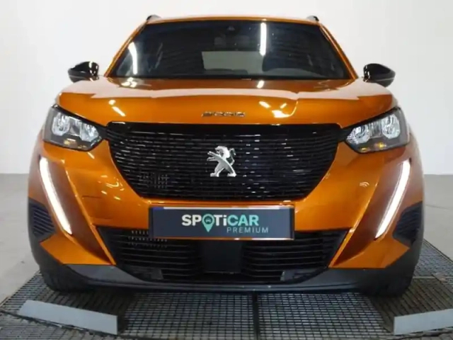 Peugeot 2008 1.2 puretech 130ch s&amp;s style eat8 — photo 2