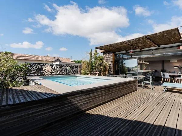 Appartement 7 pièces 329 m²