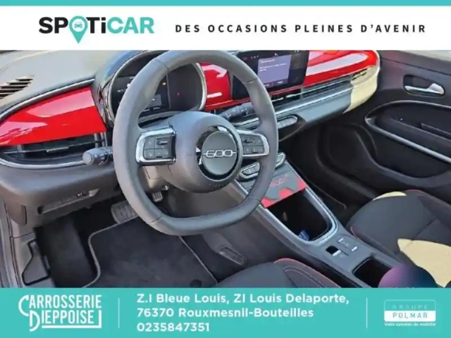Fiat 600 e 156ch 54kwh red — photo 27