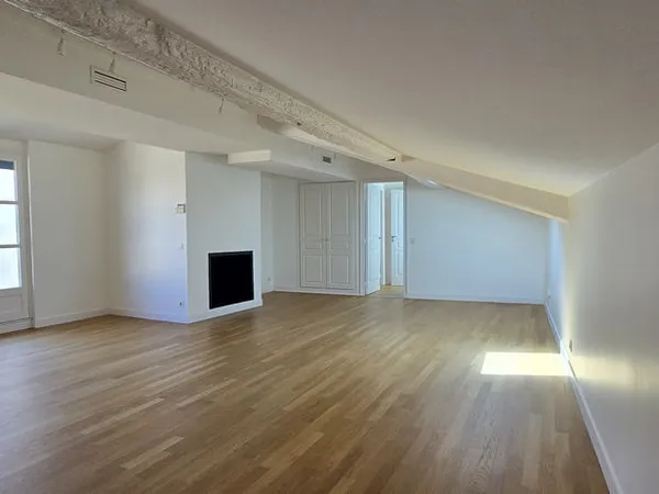 Saint Georges - Appartement T6 dans résidence de standing