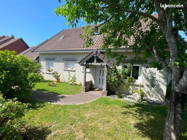 Pavillon 6 pièces 136 m²