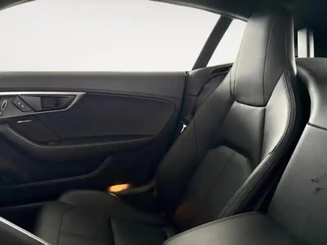 Jaguar F-Type coupe 3.0 v6 suralimenté 380ch awd bva8 — photo 13