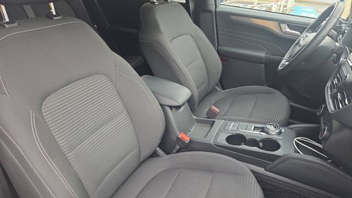 Ford Kuga 2.5 Duratec 190 Flexifuel Hybrid CVT - Titanium – 2023 – 51567 km – Hybride essence bioéthanol – Boîte Automatique — photo 25