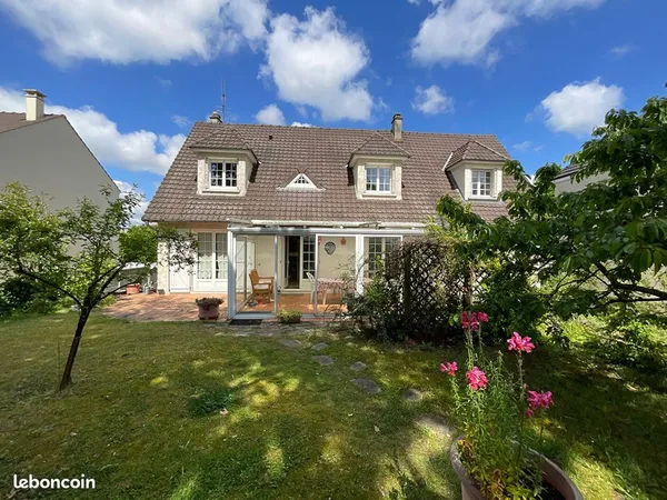 Maison 7 pièces 176 m²