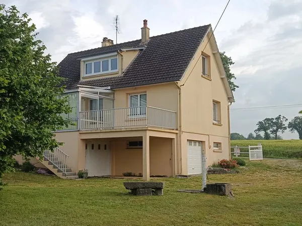 Maison 117m² - 7 pièces - Magny le Désert