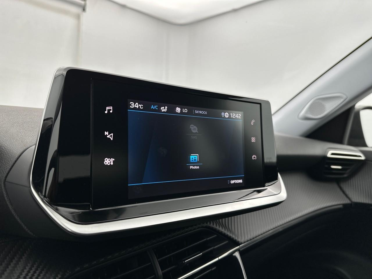 Peugeot 2008 puretech 130 s&s eat8 style — photo 24