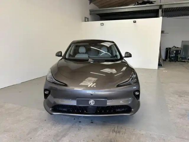 Mg Im6 ev 751ch - 100kwh 4wd — photo 2