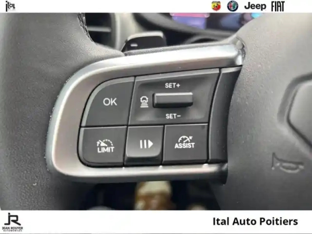 Jeep Avenger 1.2 turbo t3 100ch mhev altitude bvr6 ehybrid — photo 13