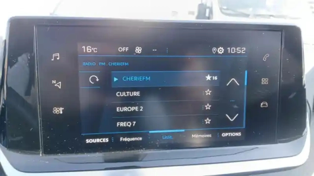 Peugeot 2008 puretech 130 s&amp;s eat8 — photo 21
