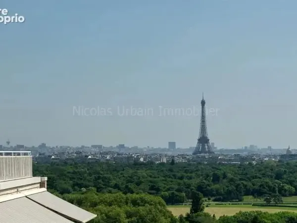 Saint-Cloud Val d'Or - Appartement familial de 95,5 m² avec balc