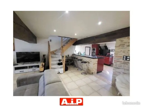 Maison 5 pièces 240 m²
