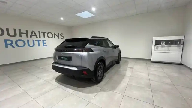 Peugeot 2008 puretech 100 s&amp;s bvm6 — photo 5