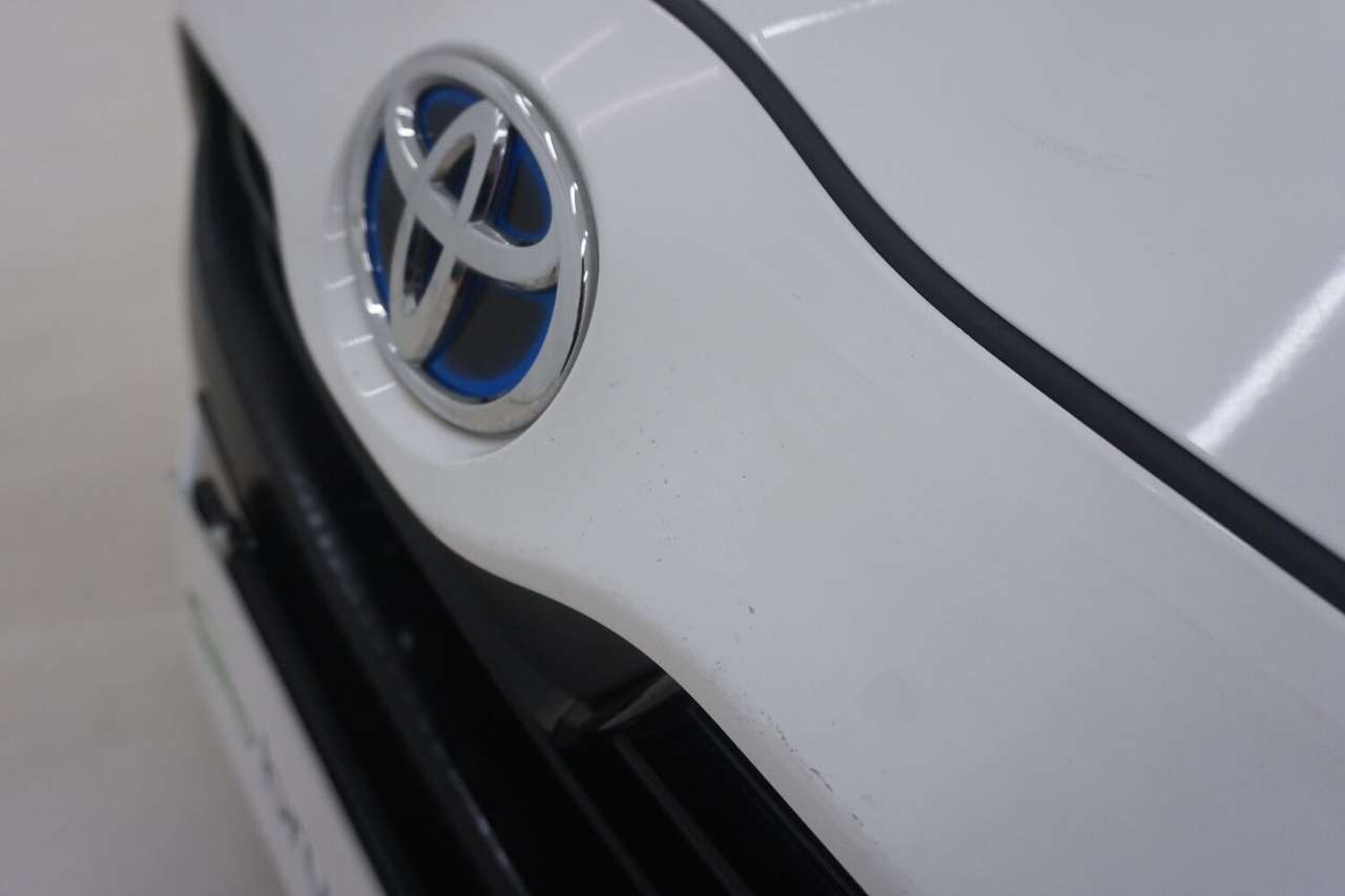 Toyota Yaris 4 — photo 30