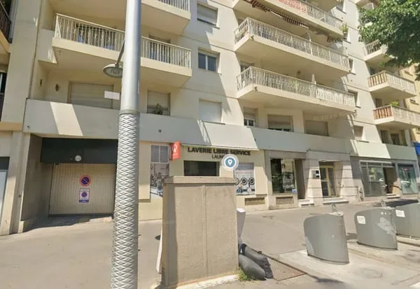 GARAGE - BD ST ROCH 27M2
