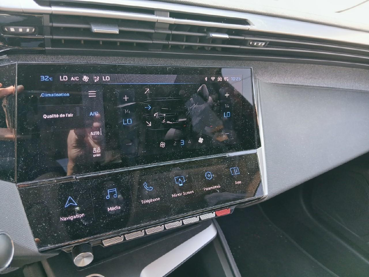 Peugeot 308 puretech 130ch s&s eat8 allure — photo 18
