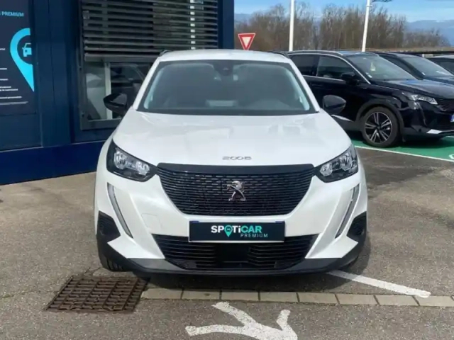 Peugeot 2008 1.2 puretech 130ch s&amp;s style eat8 — photo 2