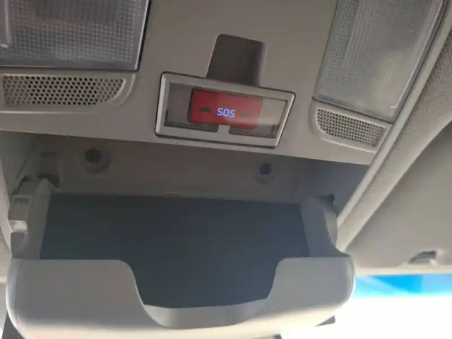 Hyundai Ioniq plug-in 141 ch — photo 104