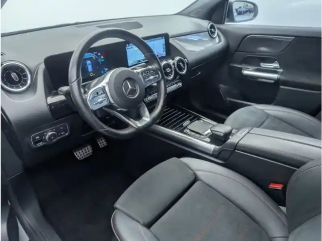 Mercedes Gla 200 d amg line — photo 7