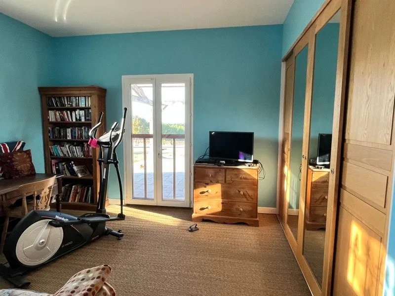 Photo 25