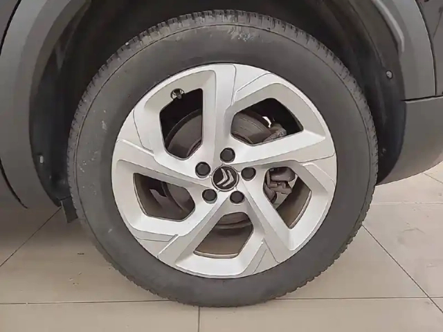Citroën C5 Aircross puretech 130 s&amp;s eat8 — photo 33