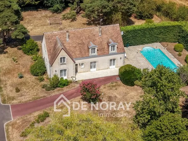 Maison à vendre 240m2 5 chambres piscine, terrain 5000m2