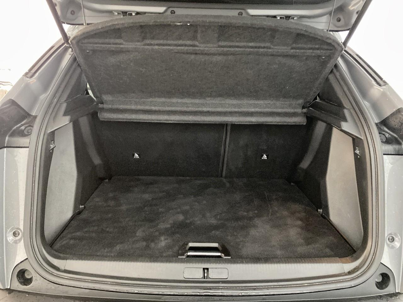 Peugeot 2008 hybrid 145 ch e-dcs6 allure — photo 6