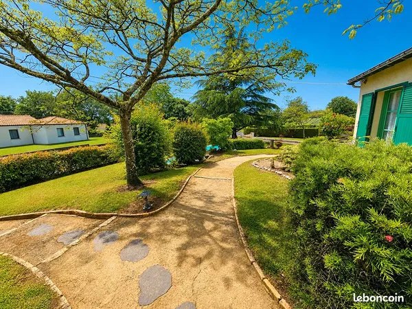 Maison 5 pièces 230 m²