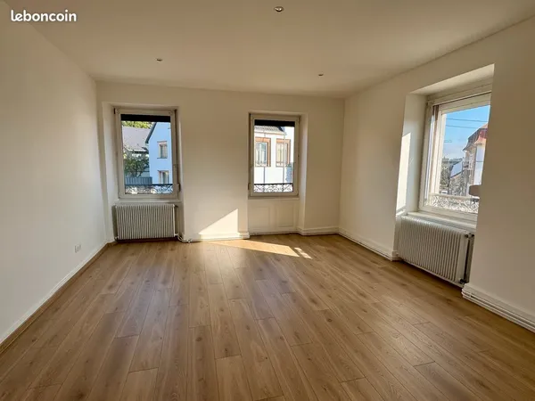 Appartement F2 rénové de 53 m2 - proche centre ville