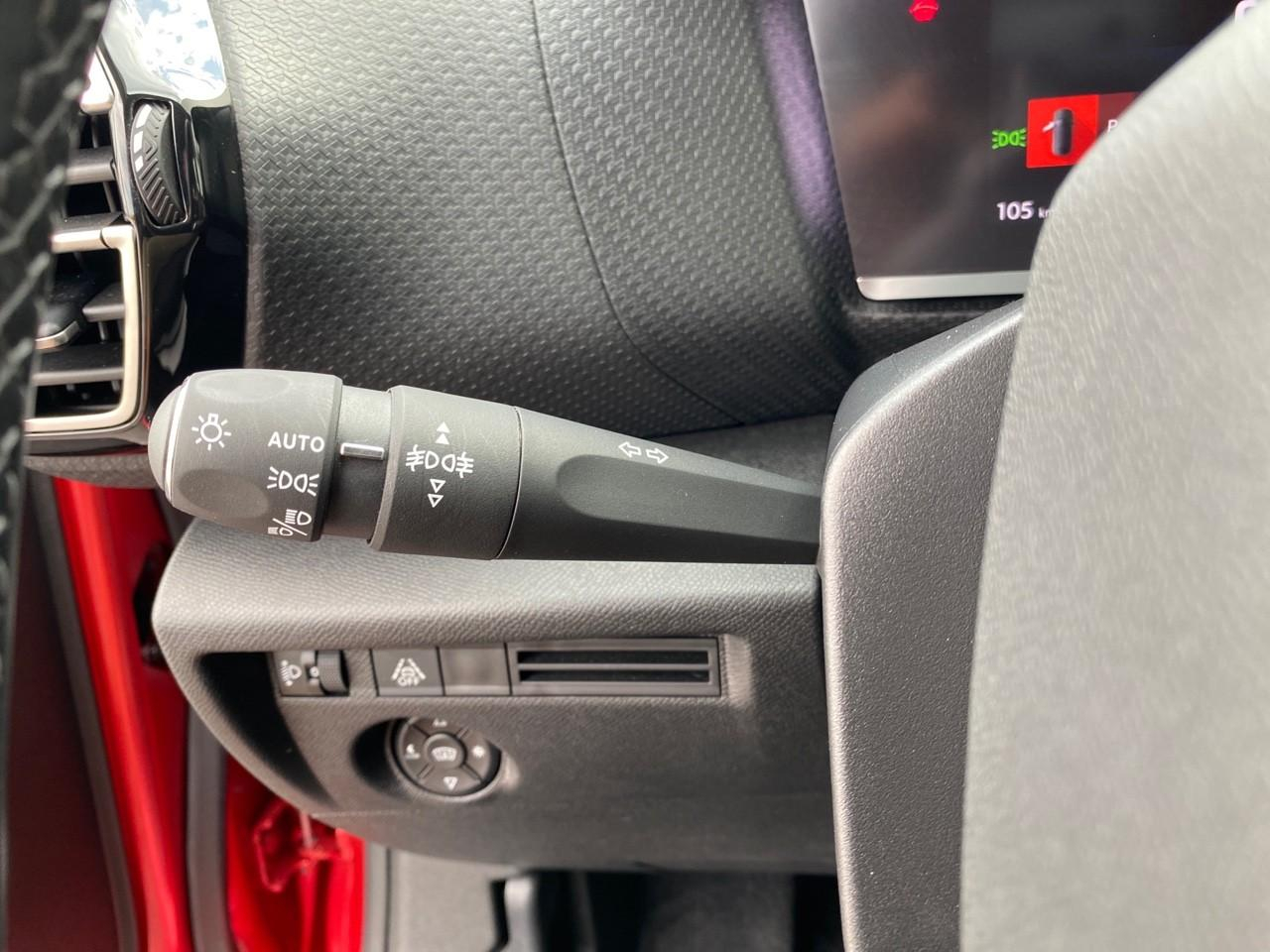 Citroën C4 puretech 130ch s&s shine pack eat8 — photo 21