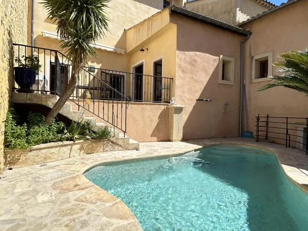 Maison 11 pièces 342 m²