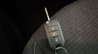 Peugeot 208 1.2 Hybrid 110ch Style e-DCS6 — photo 16