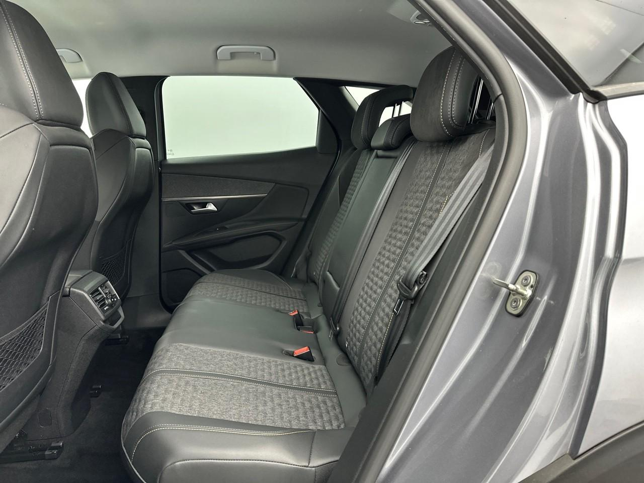 Peugeot 3008 puretech 130ch s&s bvm6 roadtrip — photo 13