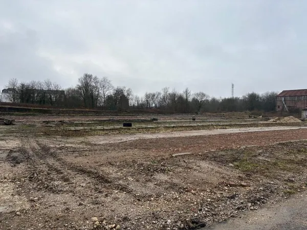 Terrain 4000 m²